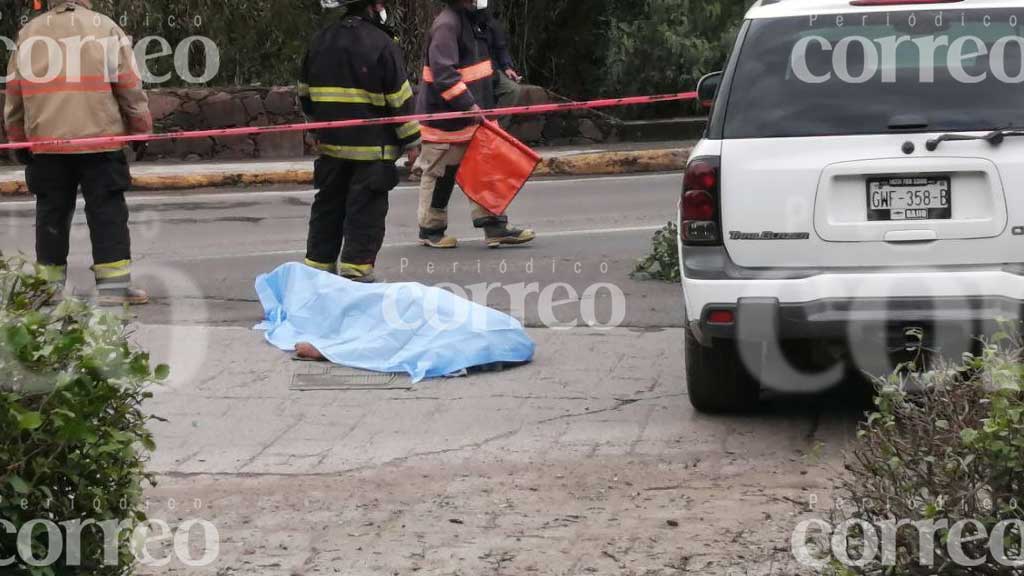 Guanajuato: hombre muere por infarto mientras conducía cerca de Pozuelos