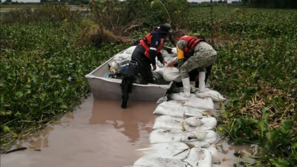 Reparan fractura del Dren en Abasolo tras dejar fuertes inundaciones