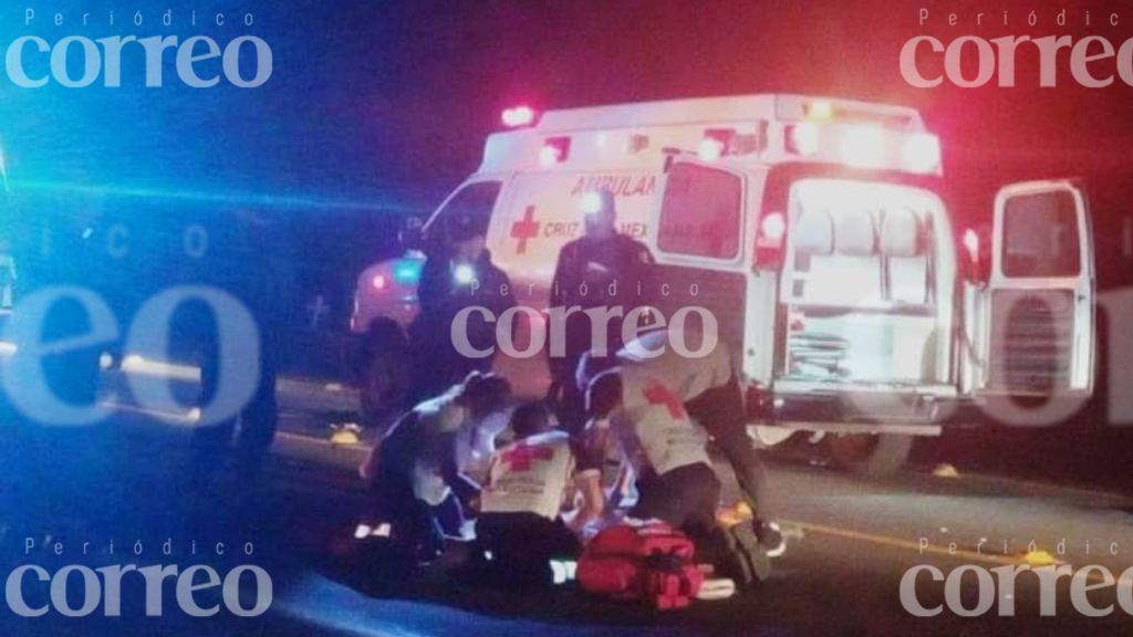 Muere motociclista tras impactarse contra un auto en la Salvatierra-Yuriria