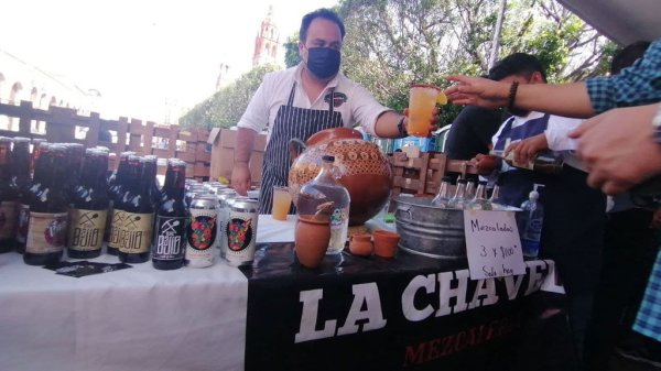 Disfrutan del segundo Festival de la Cerveza en Valle de Santiago