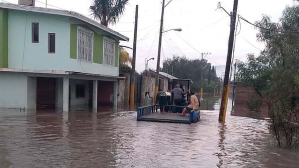 Inundaciones en Guanajuato: 18 escuelas afectadas y 2 mil desplazados en Abasolo