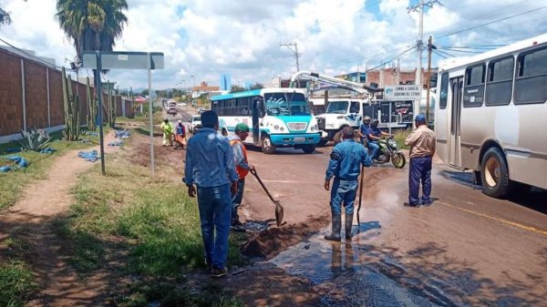 Atienden encharcamiento en Guanajuato-Puentecillas; harán drenaje pluvial