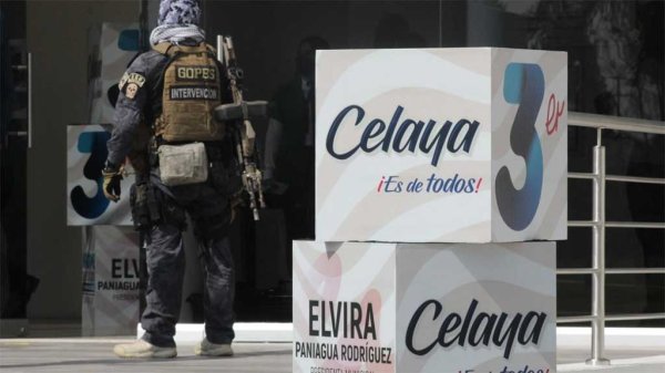 Empresarios y ex alcaldes de Celaya reconocen el trabajo de seguridad de Elvira Paniagua