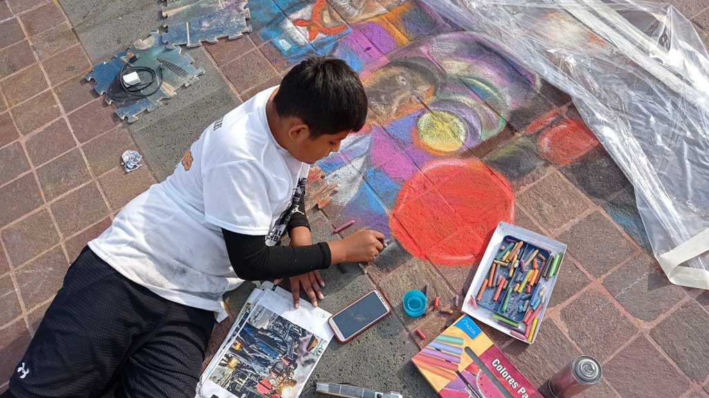 Arte Madonnari en Acámbaro: decenas de dibujos cubren la plaza Hidalgo