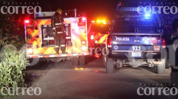 Se incendia auto cerca de la colonia Providencia en León