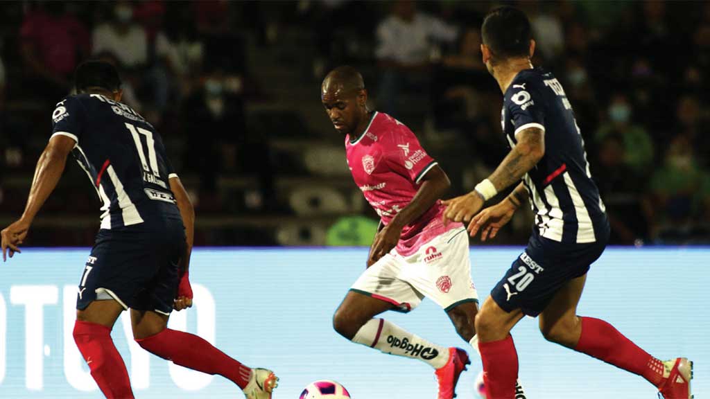 Juárez le da voltereta a los rayados de Monterrey