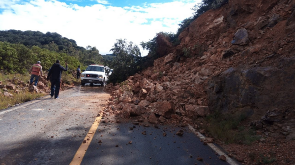 Reportan otro deslave en la Guanajuato – Dolores Hidalgo