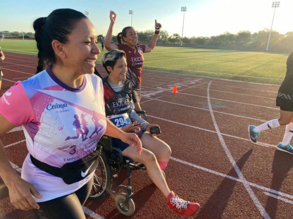 Más de 3 mil participantes llegan a la meta en la carrera Mazda Ekiden 2021