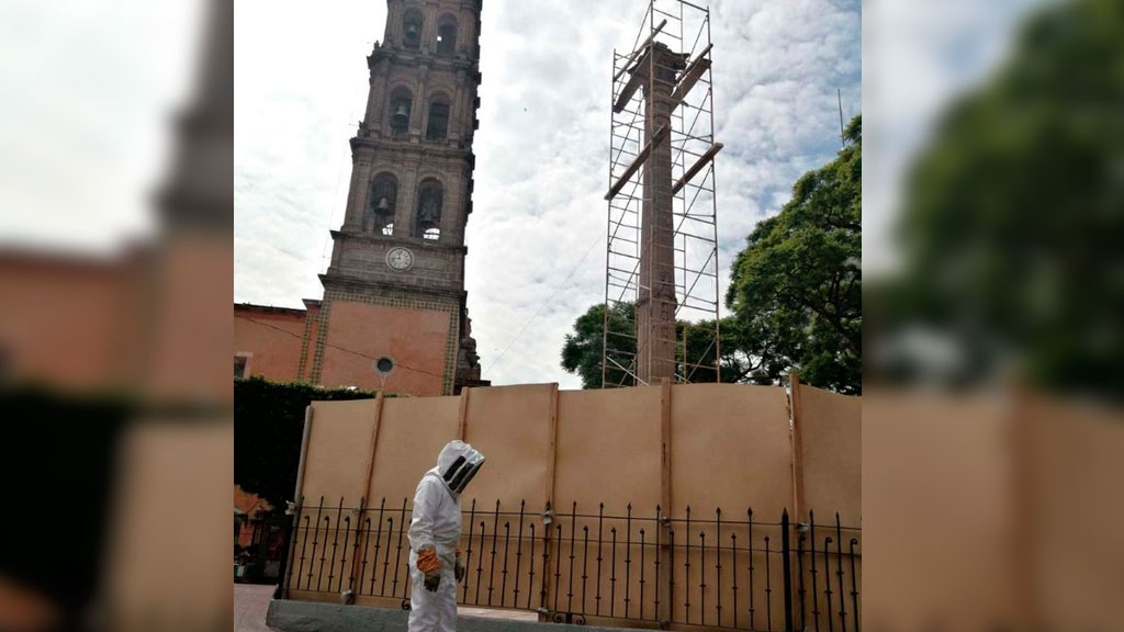 Águila de la Columna de la Independencia en Celaya no verá pronto la luz