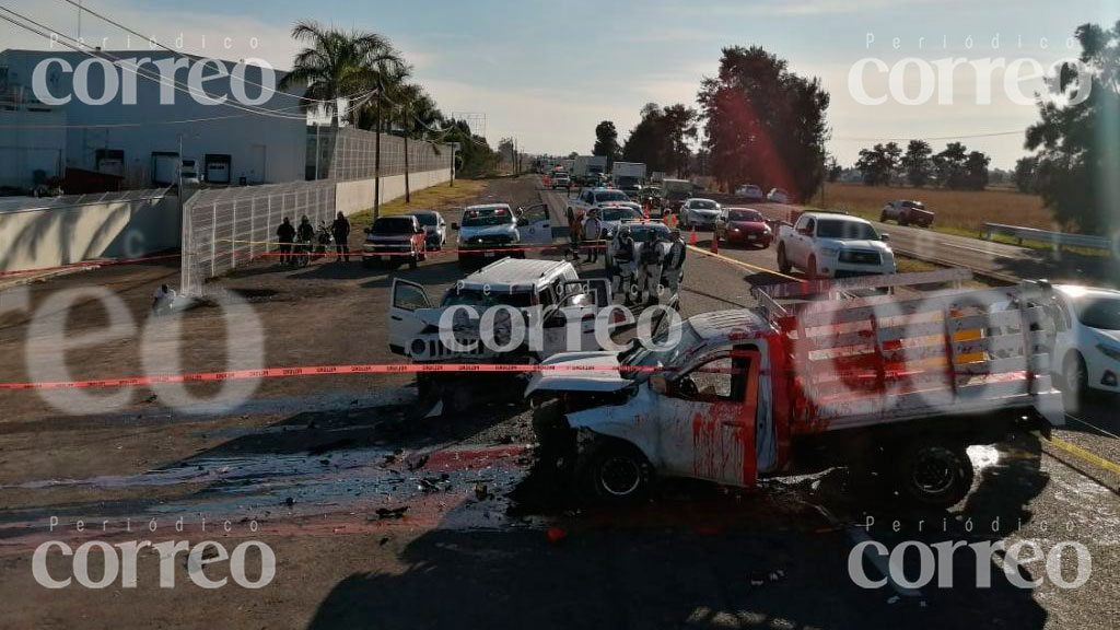 Choque frontal en la Irapuato-Abasolo deja una mujer muerta y 5 heridos