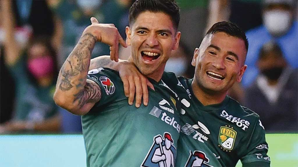 Con triplete de Dávila, León vence a los Rayos del Necaxa