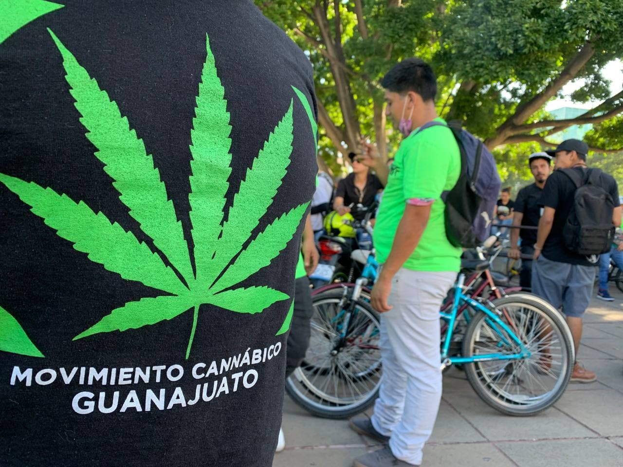 Tercera rodada canábica recorre León por la legalización de la marihuana