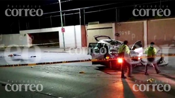 Aparatosa volcadura deja una mujer muerta en el bulevar López Mateos de Celaya