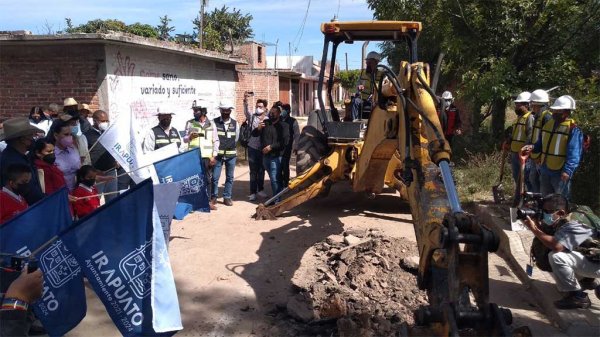 Arrancan obras de pavimentación en la comunidad de Aldama de Irapuato