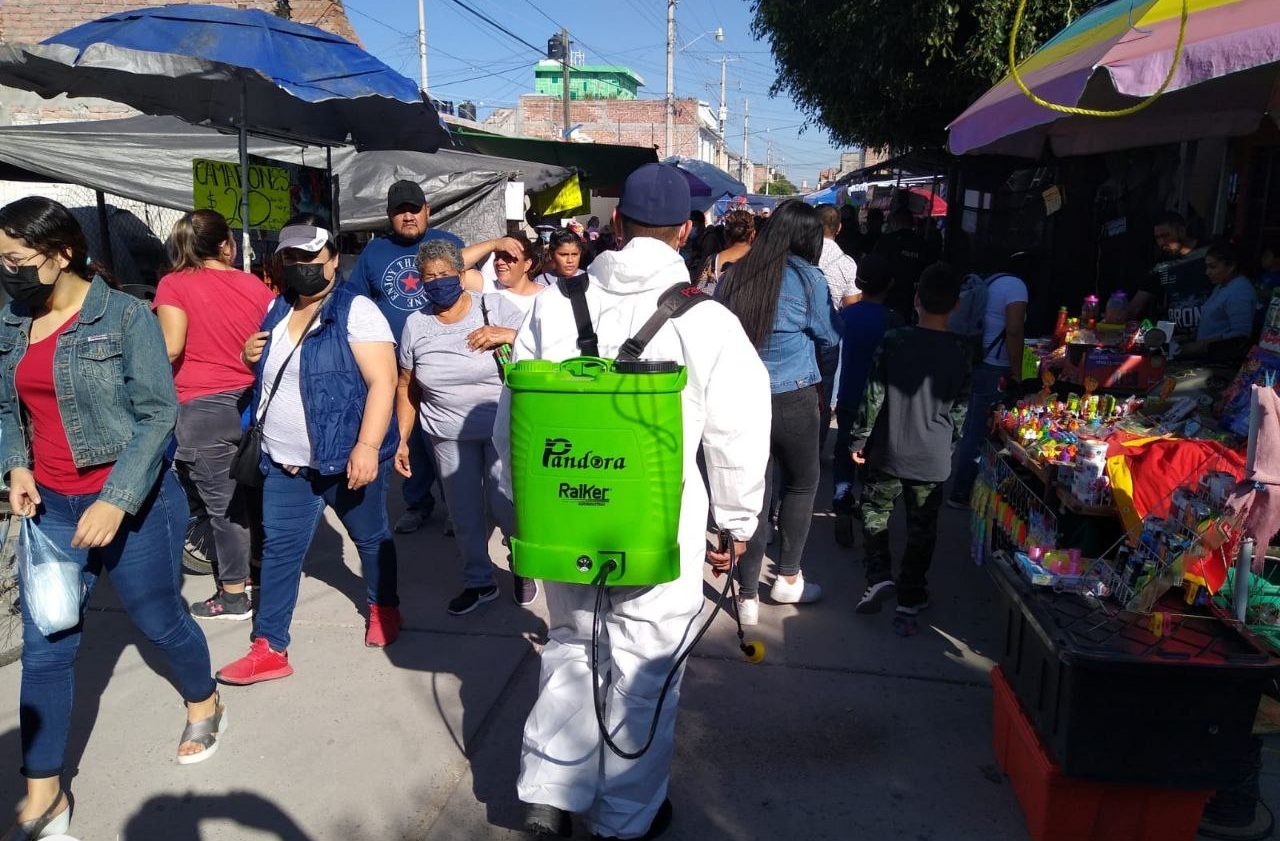 Hay interés en vacuna antiCovid pero fallan las medidas en San Francisco del Rincón