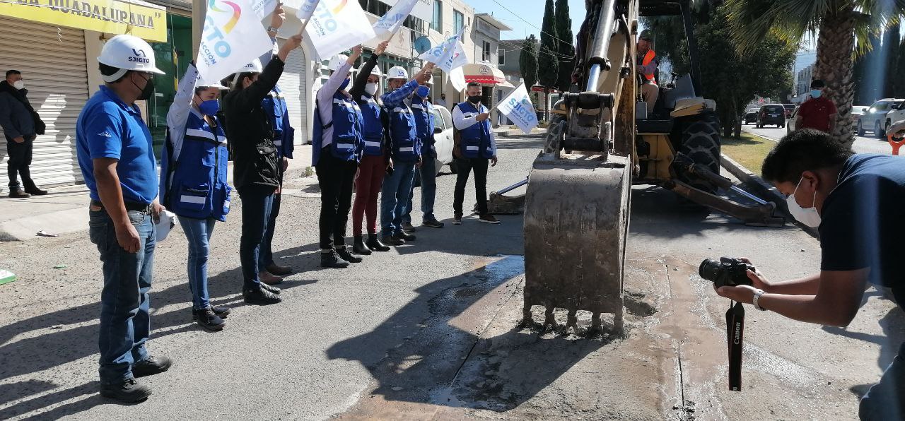 Arrancan programa de bacheo urbano en San José Iturbide