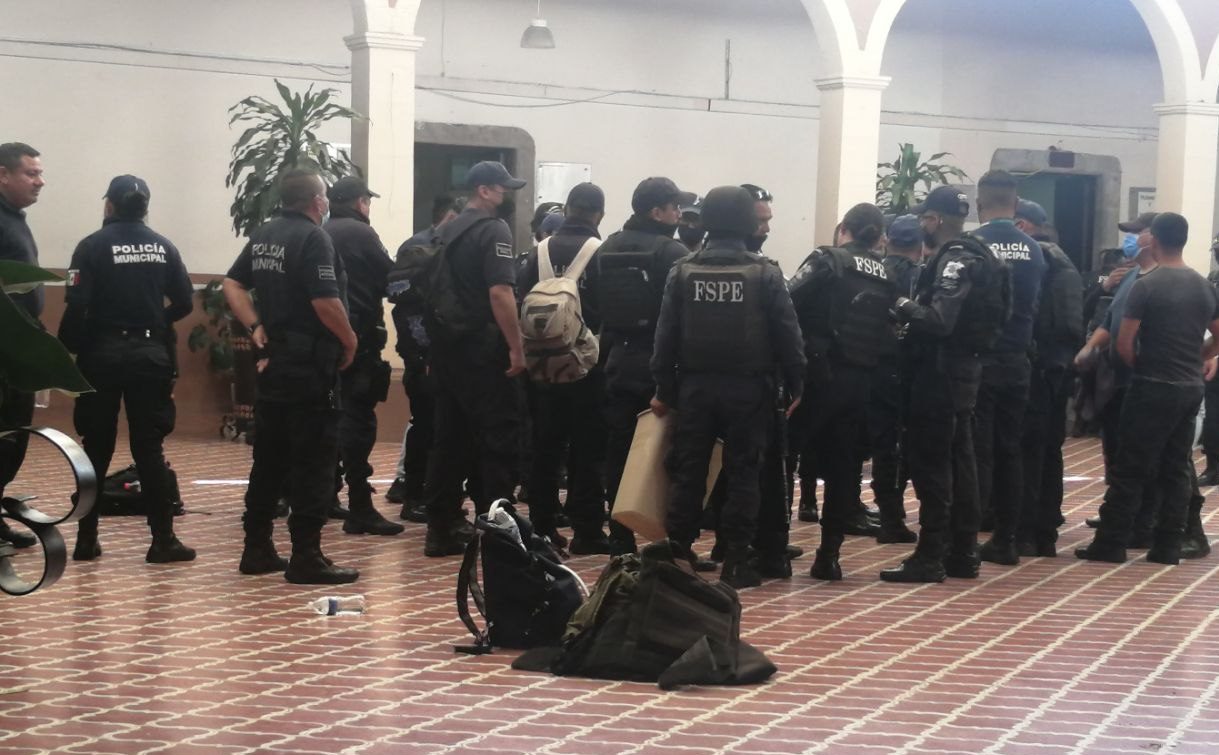 Persisten ‘largas’ para finiquitar a expolicías de Juventino Rosas, denuncian