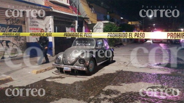 Lesionan a un hombre a balazos en la colonia La Piscina en León