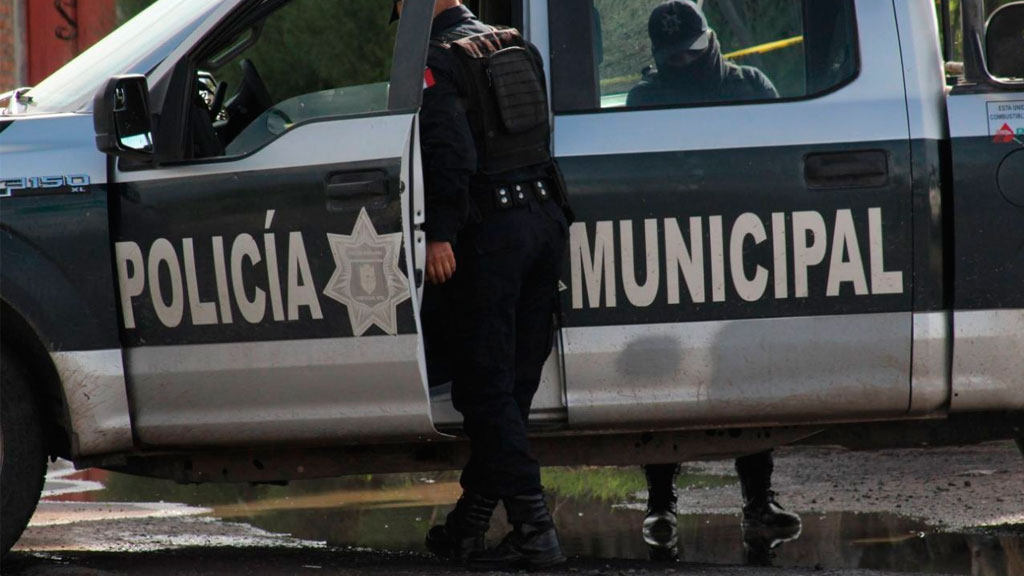 Detienen a hombre en Celaya por robar tienda de autoservicio