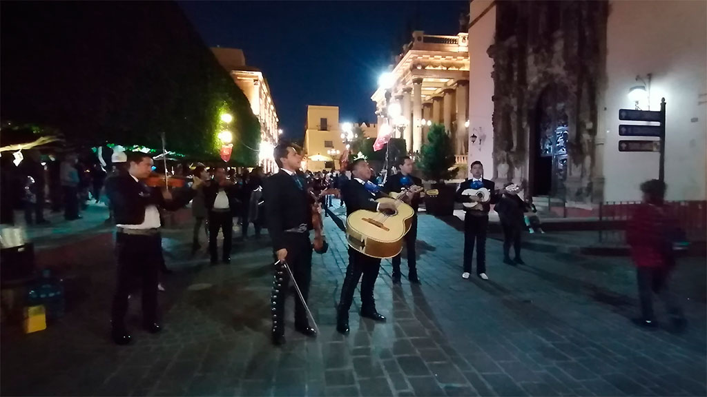 Músicos de Guanajuato demuestran su fe a Santa Cecilia con sus melodías