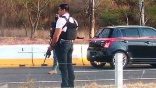 Atacan a presuntos elementos de seguridad sobre la carretera federal 45