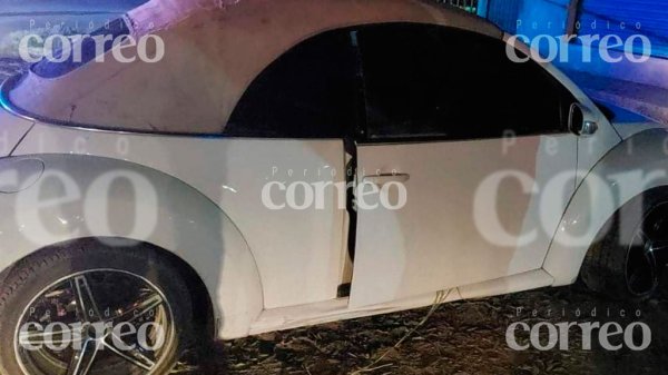 Queda hombre sin vida dentro de auto en comunidad de Celaya