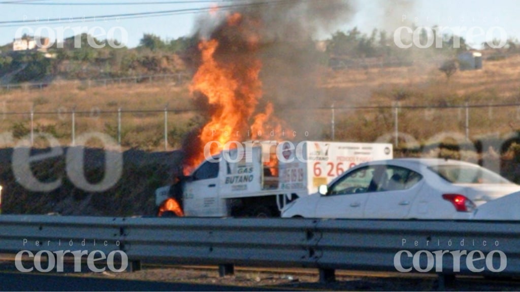 Tome precauciones: transporte de gas LP se incendia en la Irapuato-Silao