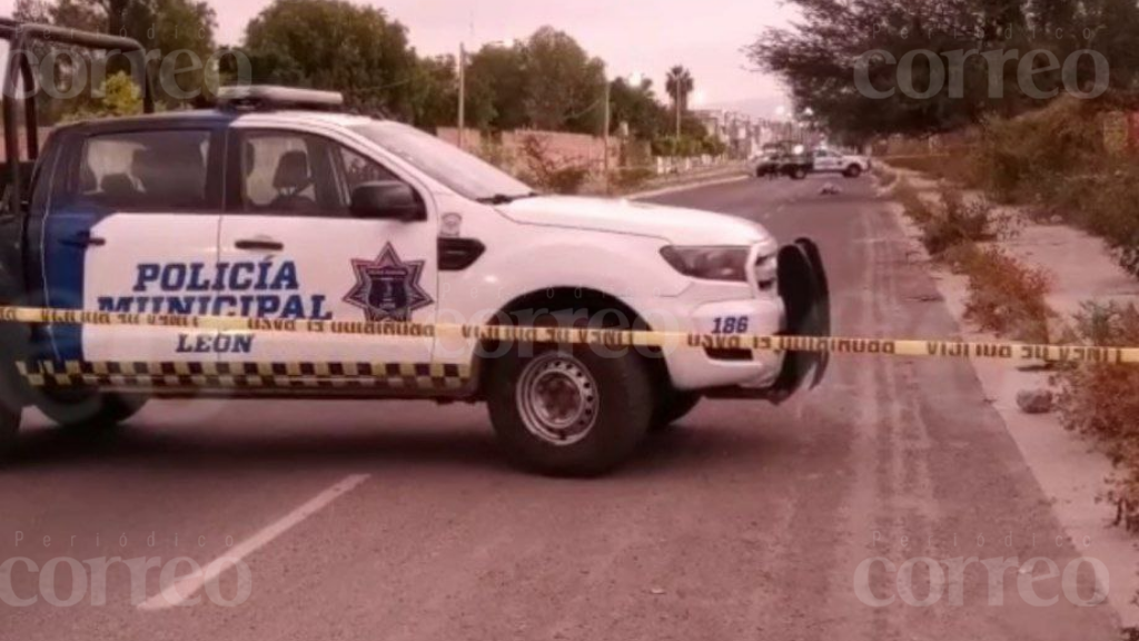 Localizan cadáver de hombre envuelto en cobijas en San Sebastián, León