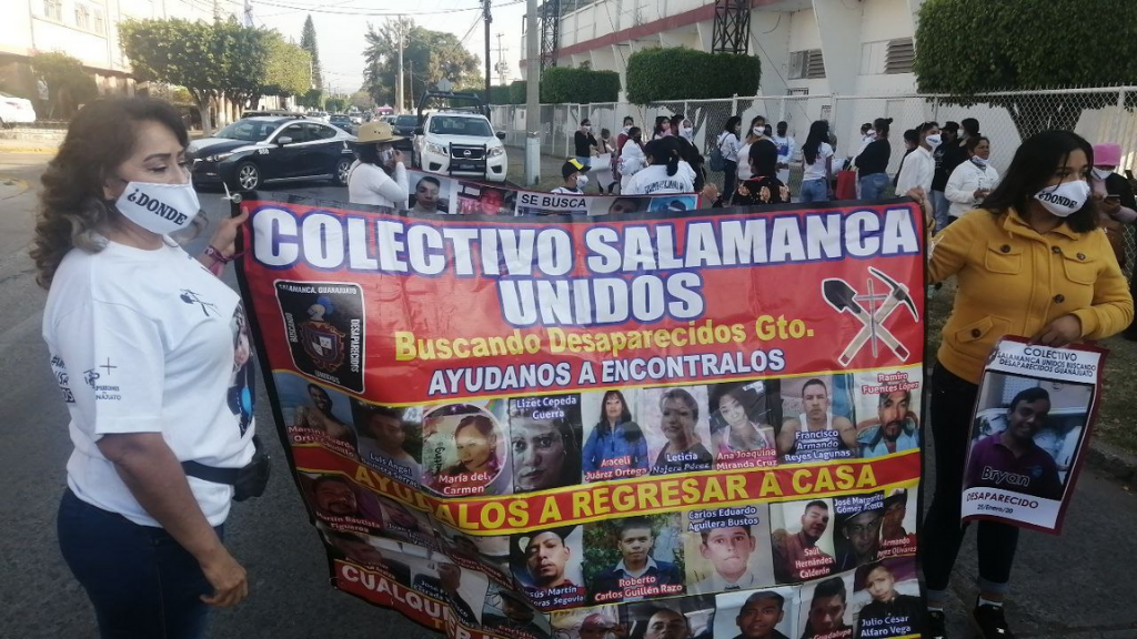 Colectivos marchan en Salamanca para recordar lucha por los desparecidos