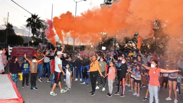 Corren por una vida libre de violencia en Abasolo