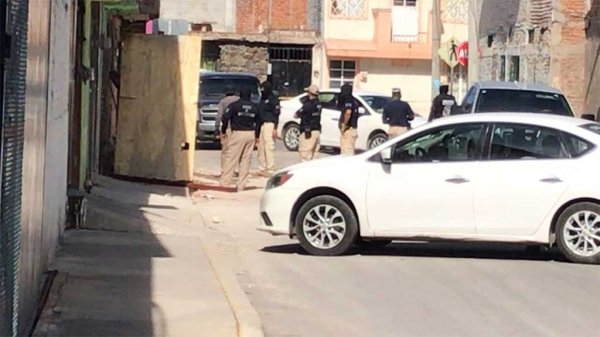 Irapuato: Por segunda vez realizan operativo en Playa Azul y derriban otra fachada