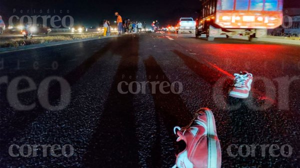 Hombre muere en el Libramiento Sur en Irapuato tras ser arrollado