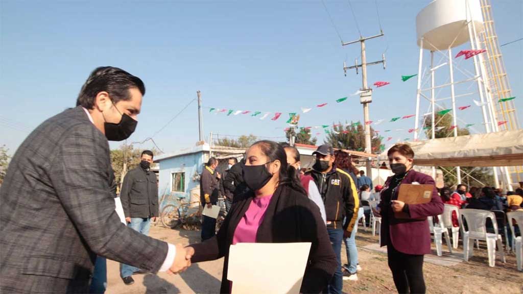 Rehabilitan la bomba de agua en la comunidad El Monte de Salamanca