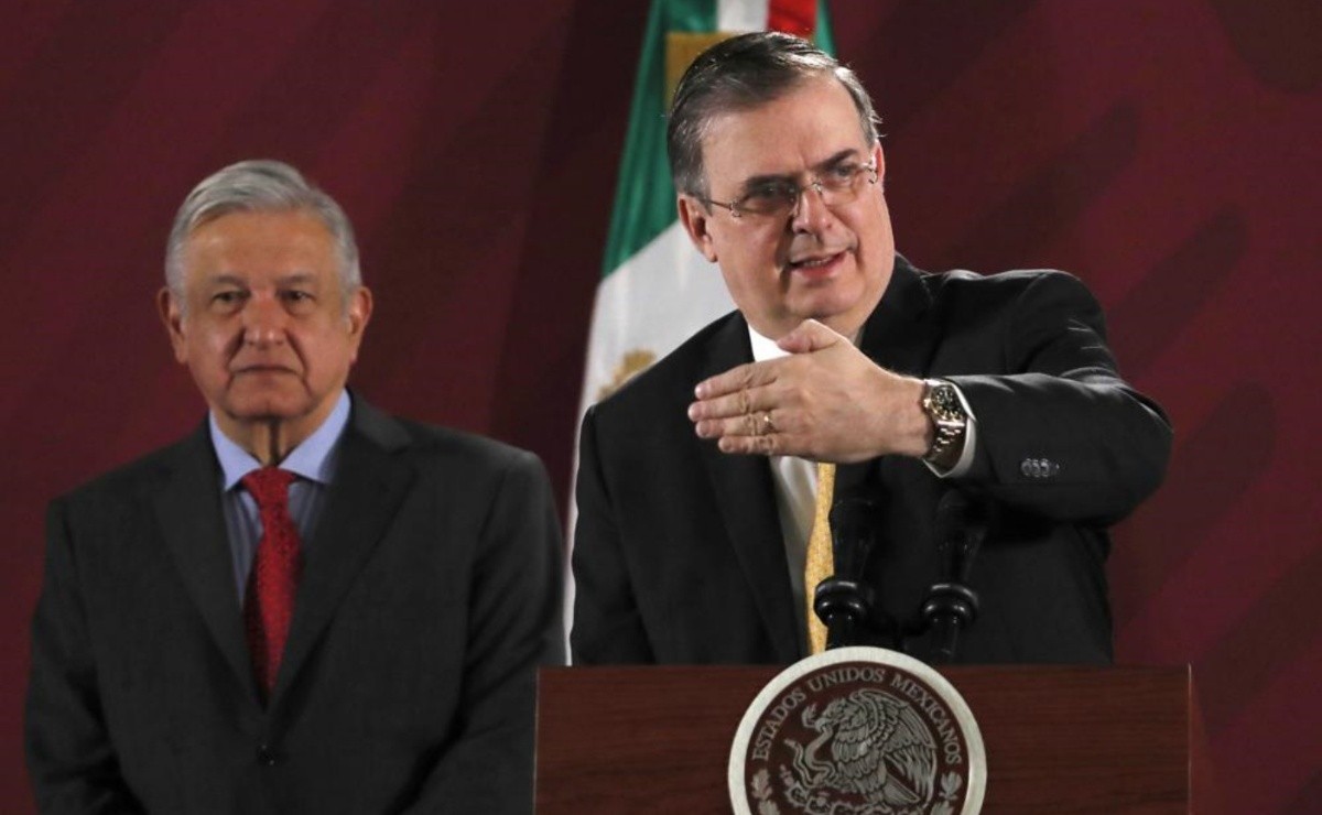 Democracia en el INE “se desmorona” tras suspender revocación de AMLO: Ebrard