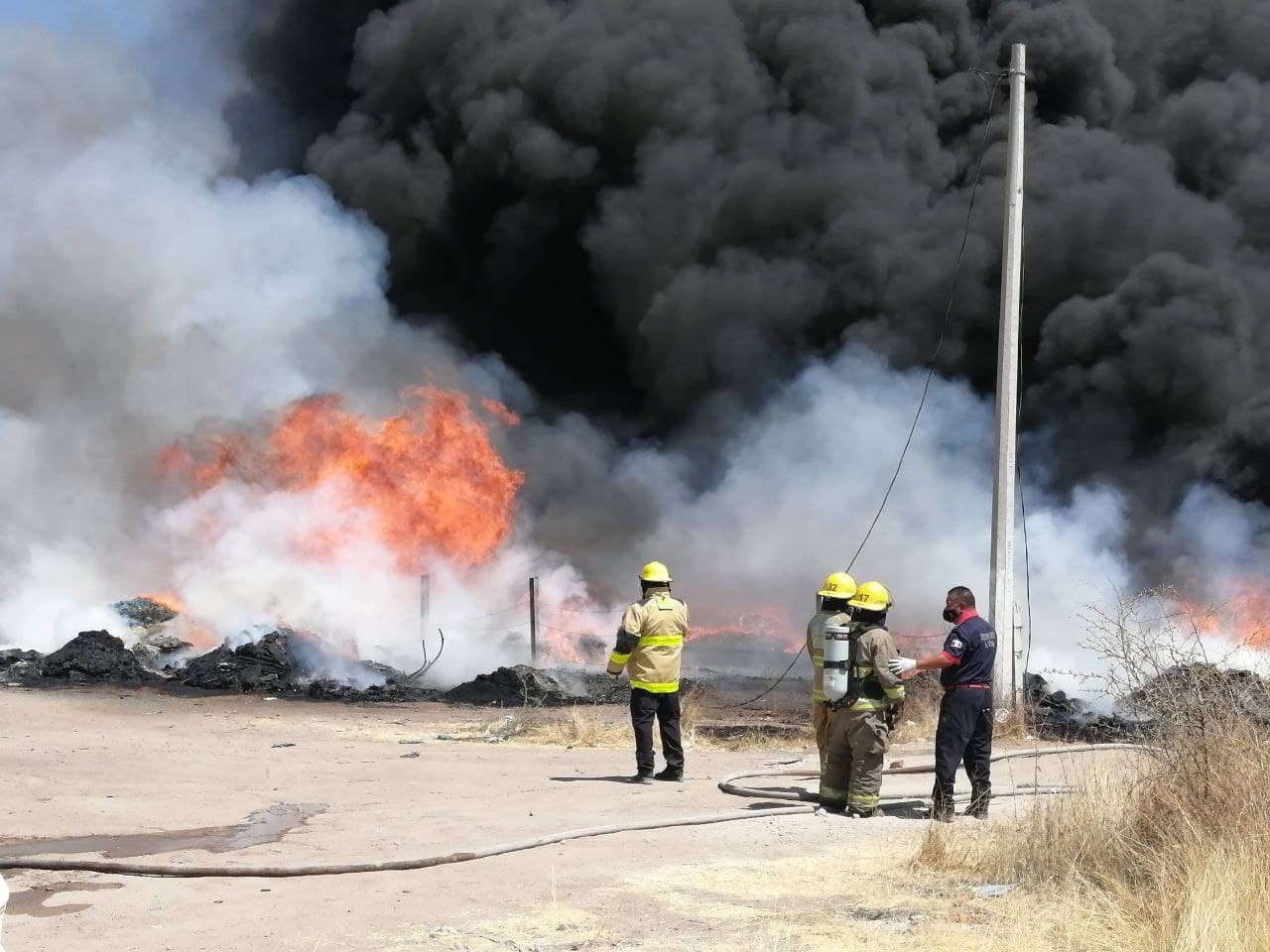 Bomberos piden prevenir quemas en Guanajuato por aumento del 400%