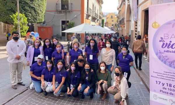 Realizan “Bazar Violeta” en apoyo a las emprendedoras de Guanajuato