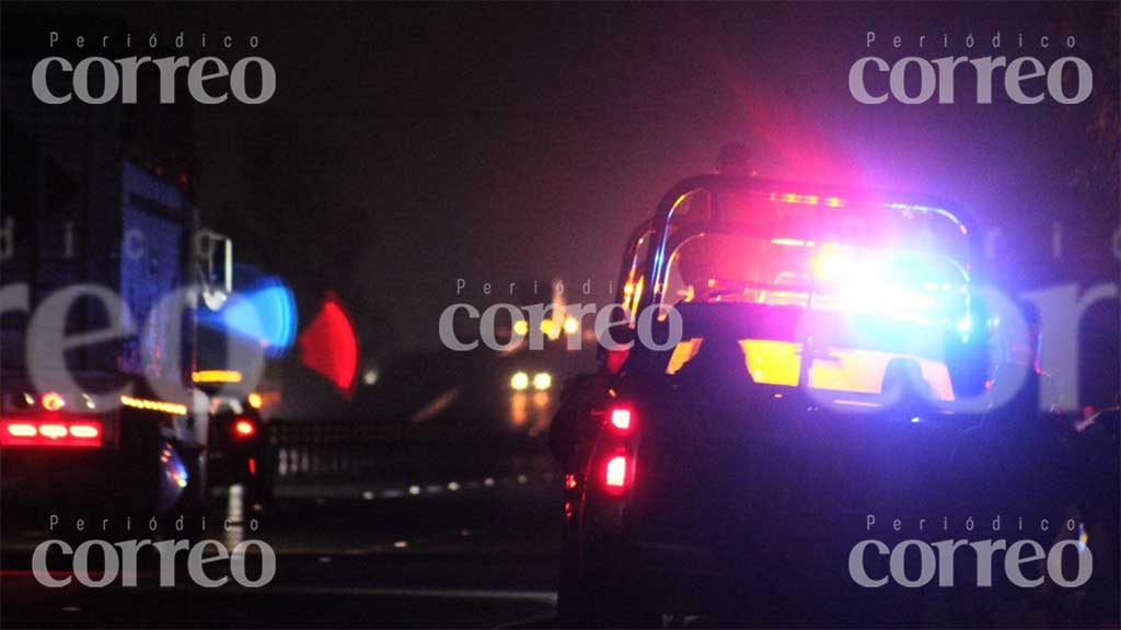 Policías frustran robo en la autopista Irapuato-Querétaro