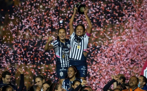 Las Rayadas son campeonas de la Liga MX Femenil al vencer a Tigres en penales