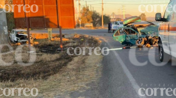 Choque en la Doctor Mora- San Miguel de Allende deja a dos personas lesionadas