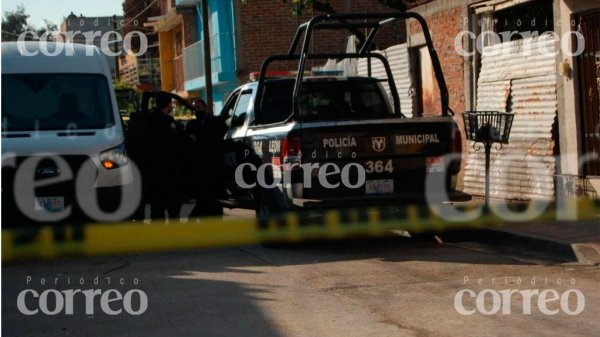 Asesinan a joven al salir de su casa en León; hay tres detenidos