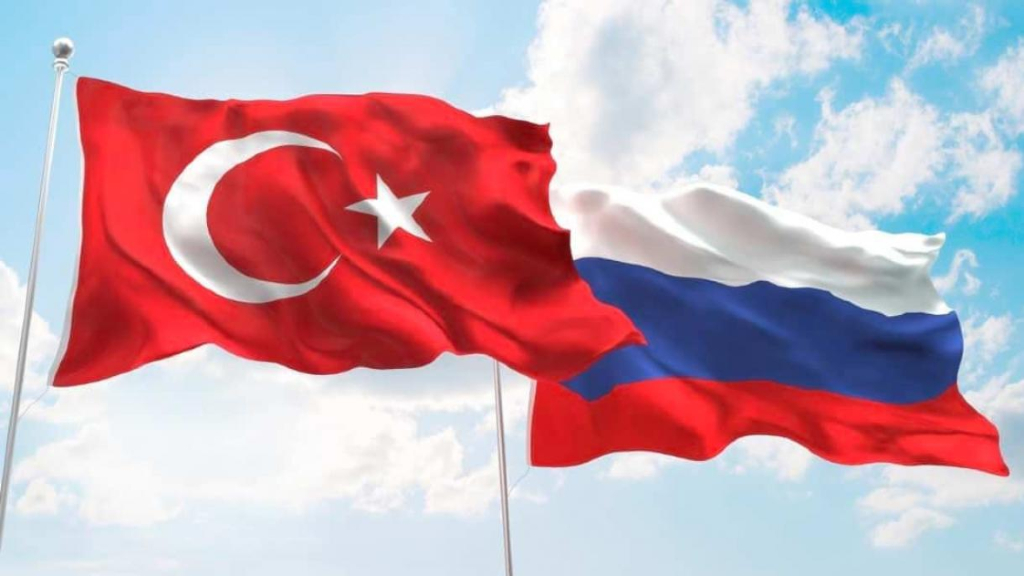 Turquía pide a Rusia dejar sus aspiraciones sobre Ucrania