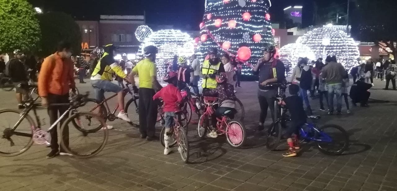 Última rodada del 2021 en León reúne a múltiples familias en la Calzada