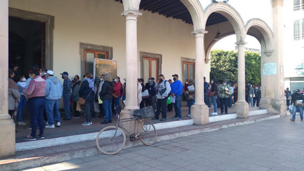 Cumplidos en Salamanca: logran asistencia en masa para pagar el predial