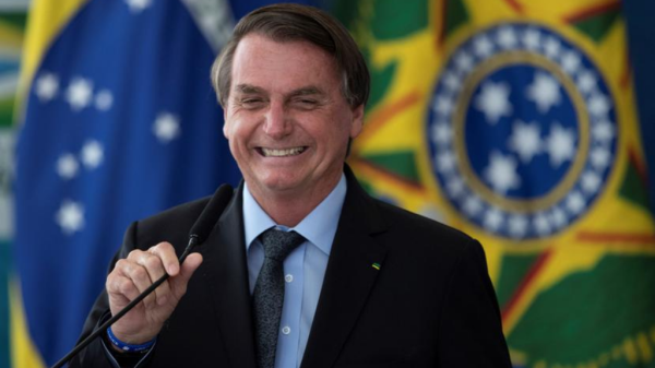 Brasil: Hospitalizan de urgencia a Jair Bolsonaro por obstrucción intestinal