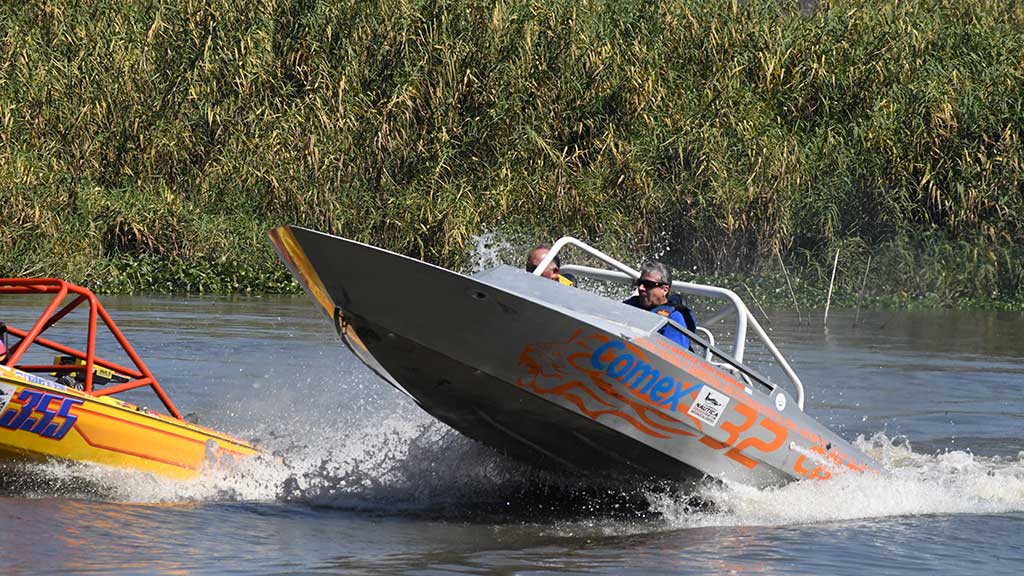 Buscan regularizar trámites de matrículas para pescadores en Yuriria