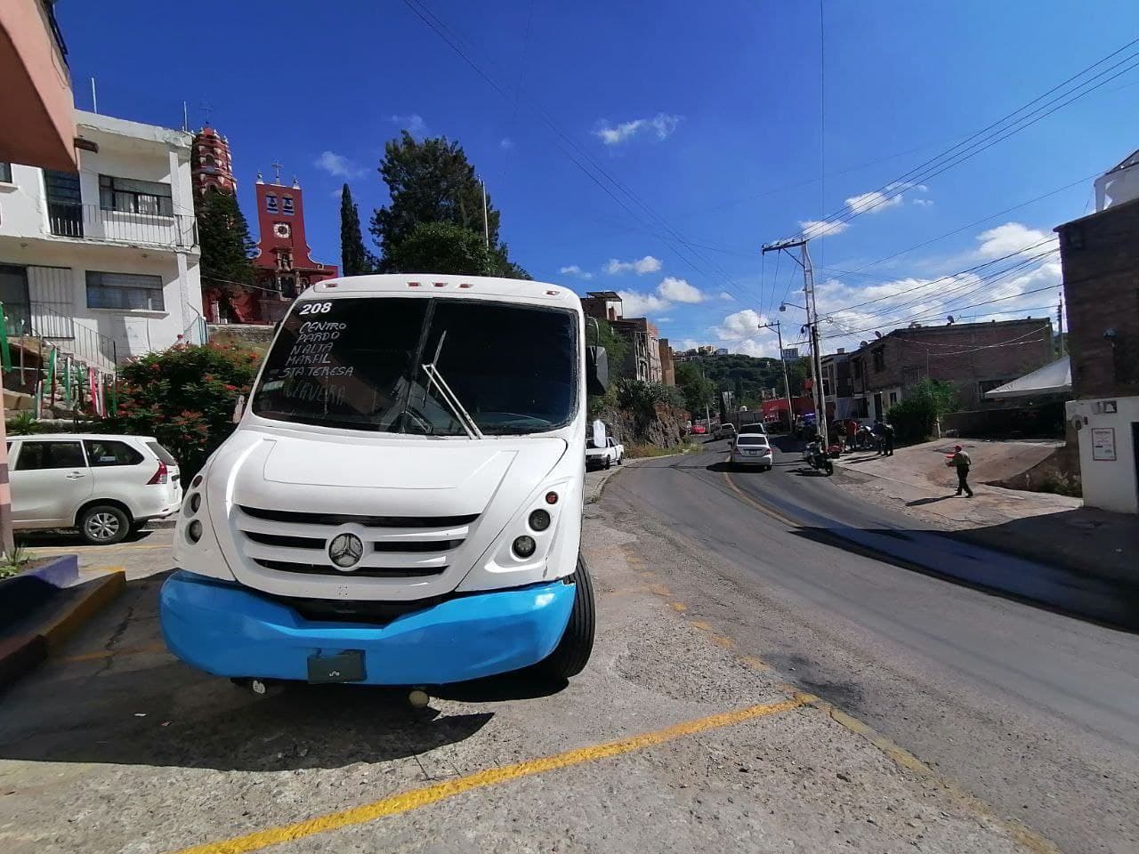 Multan a más de 400 conductores de transporte público en Guanajuato capital