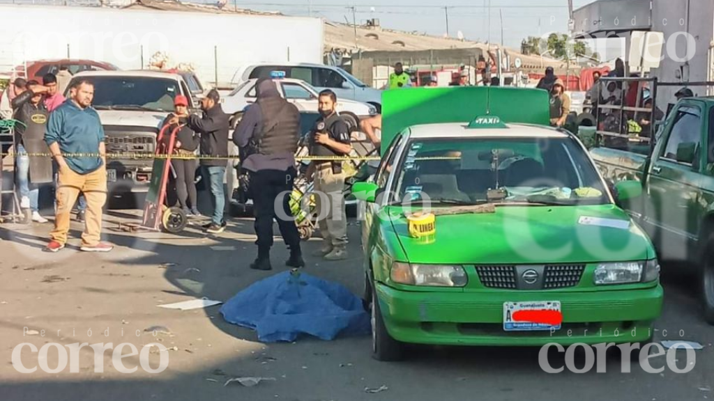 Muere taxista de presunto infarto en Celaya