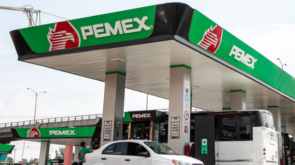 Hacienda disminuye deuda de Pemex en 3 mil 200 mdd