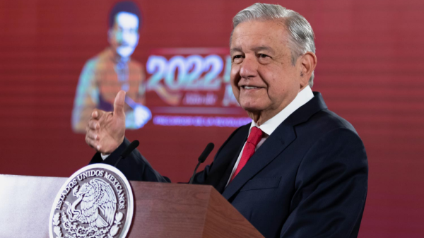 AMLO podría tener Covid-19, pero mientras planea gira por Centroamérica