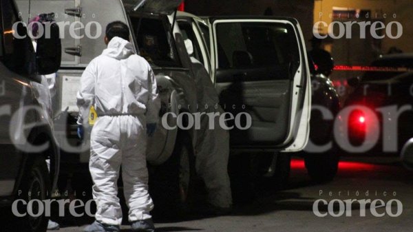 Ejecutan a dos y privan de la libertad a otro en Gobernadores de Celaya